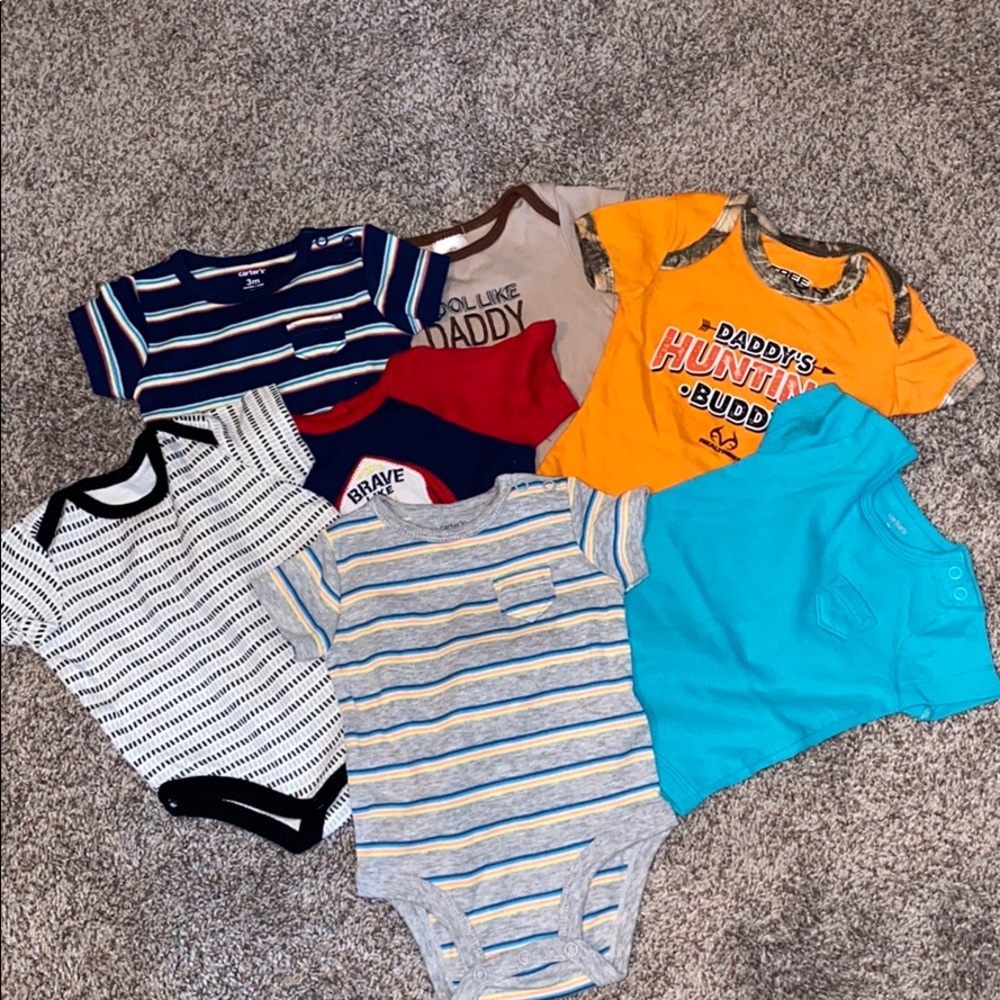 Bundle of (7) 0-3m boy bodysuits